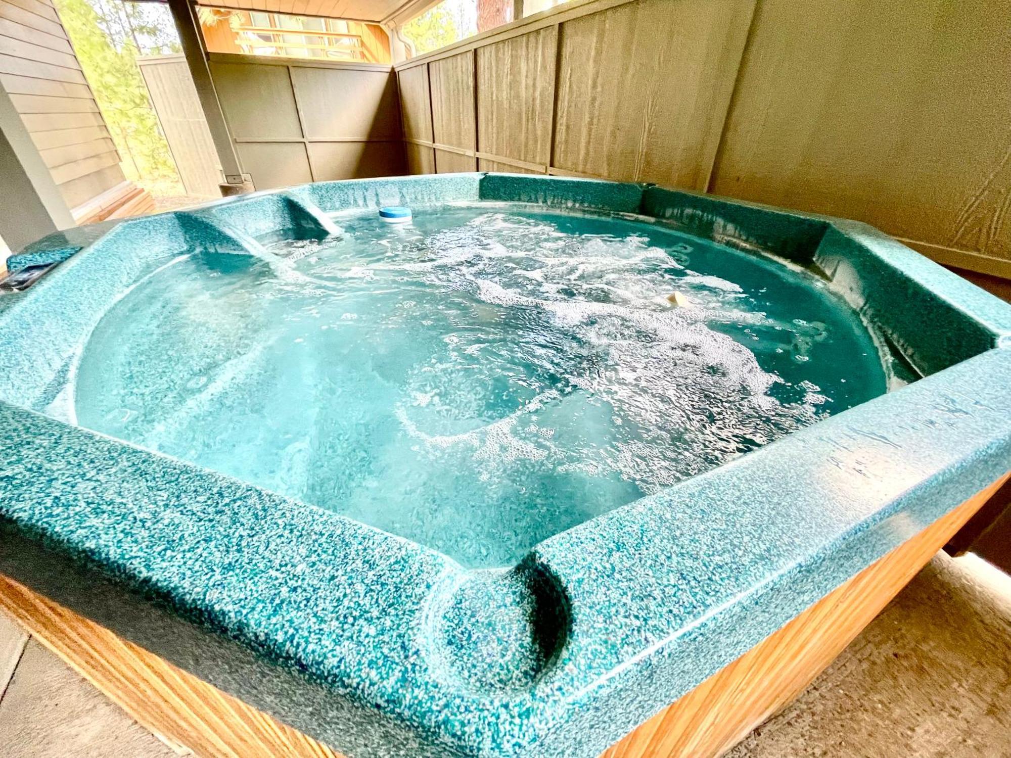 Great Kitchen, Ac, Sharc Access, Hot Tub, Bring Pet! Villa Sunriver Luaran gambar